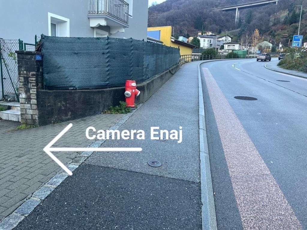 Camera Enaj Cadenazzo Exterior foto